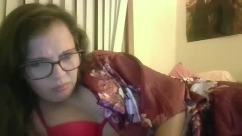 Snapshot of vichyde95 chatting on October 2025 02:33:01 AM vichyde95 online show from October 2025 02:33:01 AM