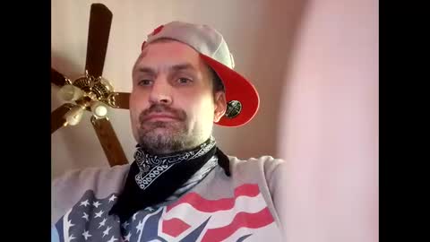 Snapshot of viciouzz1 chatting on November 2025 05:37:02 PM viciouzz1 online show from November 2025 05:37:02 PM