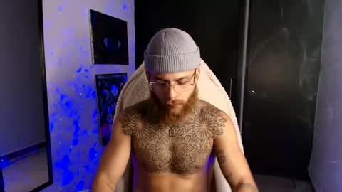 vickingcock7 online show from May 2026 02:42:01 AM