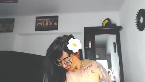 Snapshot of vicky_hotmilf chatting on March 2026 11:16:02 AM Vicky online show from March 2026 11:16:02 AM