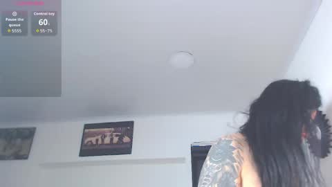 Snapshot of vicky_hotmilf chatting on April 2026 11:11:02 AM Vicky online show from April 2026 11:11:02 AM