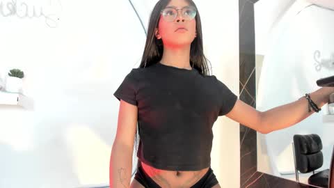 vicky_hottman online show from November 2025 04:37:01 AM