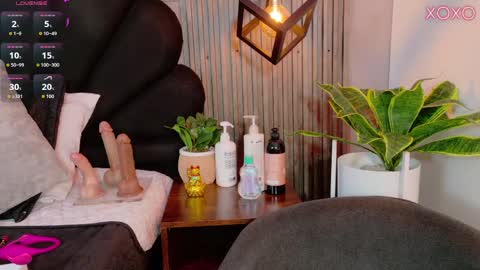 vicky_lopezz_ online show from June 2026 02:24:02 AM