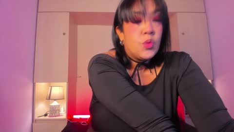 Snapshot of vicky_ruiz chatting on February 2026 01:30:02 PM V I C K Y online show from February 2026 01:30:02 PM