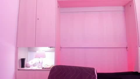 Snapshot of vicky_ruiz chatting on July 2026 12:20:01 PM V I C K Y online show from July 2026 12:20:01 PM
