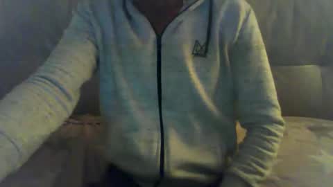 victor_1486 online show from November 2025 08:58:02 PM