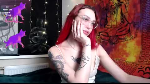 Snapshot of victori_luxury chatting on December 2024 05:00:01 PM victori_luxury online show from December 2024 05:00:01 PM