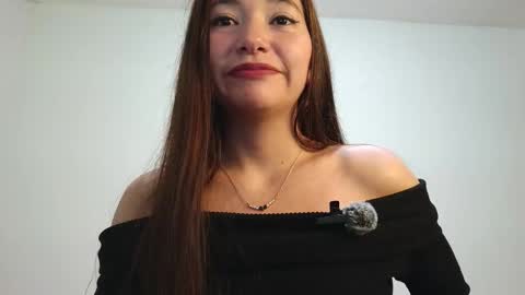 Victoria  online show from February 2026 04:10:02 AM