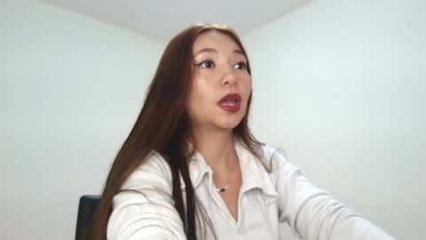 Victoria  online show from March 2026 04:27:02 AM