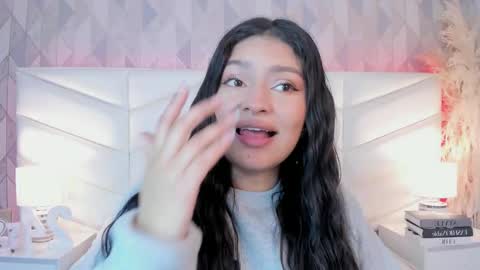 victoria___jonnes online show from October 2025 12:35:01 PM