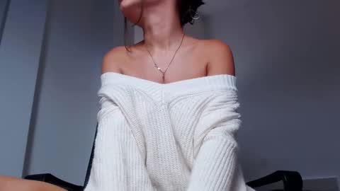 Snapshot of victoria__harris chatting on October 2025 11:30:02 AM Victoria online show from October 2025 11:30:02 AM