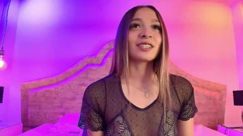 Snapshot of victoria_adams14 chatting on April 2026 03:37:02 AM Victoria for you online show from April 2026 03:37:02 AM