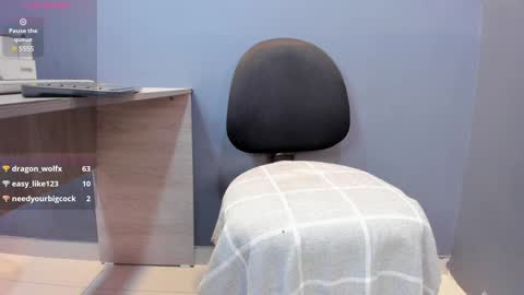 Victoria online show from January 2025 12:00:01 AM