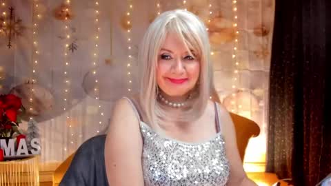 Snapshot of victoria_dior chatting on December 2024 09:41:01 PM diorvictoria9 online show from December 2024 09:41:01 PM