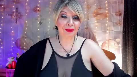 Snapshot of victoria_dior chatting on January 2025 05:10:01 PM diorvictoria9 online show from January 2025 05:10:01 PM