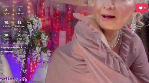 Snapshot of victoria_dior chatting on June 2026 04:20:02 PM diorvictoria9 online show from June 2026 04:20:02 PM