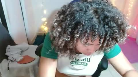 VICKY online show from March 2026 08:57:02 PM