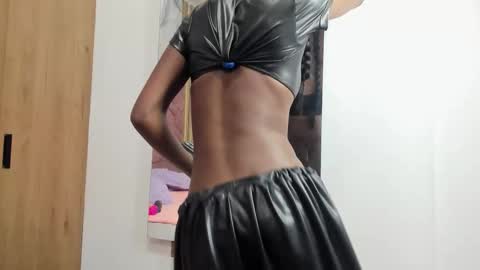 Vicky  online show from February 2026 04:18:02 AM