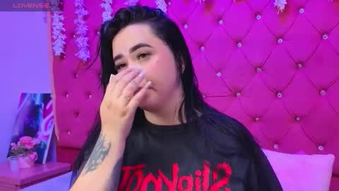 Victoria online show from October 2025 02:50:02 AM