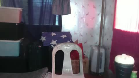 Snapshot of victoria_secret_69 chatting on February 2026 03:45:01 AM BEATHY online show from February 2026 03:45:01 AM