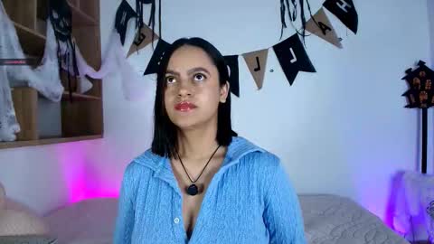 Victoria online show from October 2025 11:03:01 AM