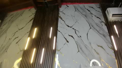 Victoria  online show from January 2026 08:03:01 PM