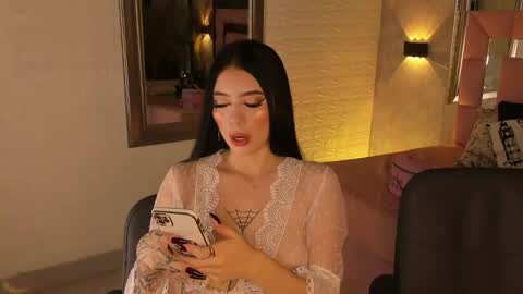 VICTORIA online show from March 2025 10:42:01 PM