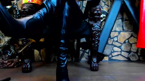 Victoria Heller online show from October 2025 04:44:02 AM