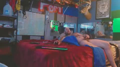 victoriajohn online show from November 2025 09:37:02 PM