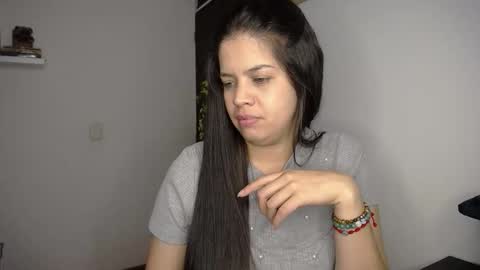 victorialg online show from November 2025 09:26:02 PM