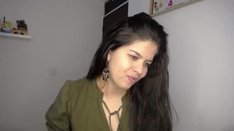 victorialg online show from December 2025 08:49:02 PM