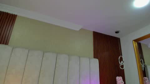 Maria Victoria online show from November 2025 11:21:02 AM