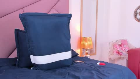 Snapshot of victoriaross1 chatting on January 2025 03:16:02 PM VictoriaRoss online show from January 2025 03:16:02 PM