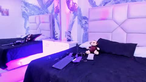 victoriasanz_ online show from September 2025 06:35:02 AM