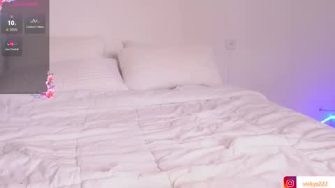 hi Im daniela  I will be online again in 15 hours after each transmission 3 online show from March 2026 08:53:01 AM