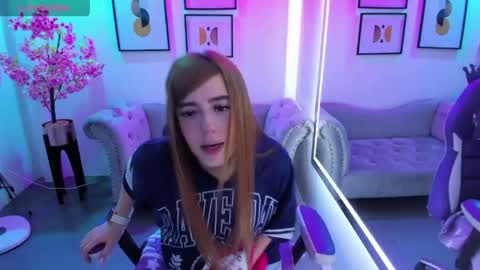 Snapshot of victoriia_doll chatting on April 2026 12:21:01 PM Victoria. online show from April 2026 12:21:01 PM