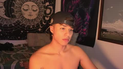 Victorino Jhonson online show from December 2024 04:54:02 AM