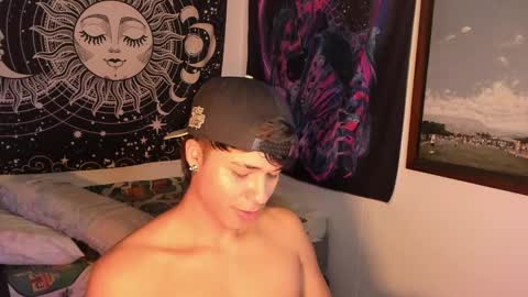 Victorino Jhonson online show from December 2024 01:02:02 AM