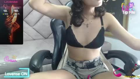 Live 1000pm 600am COLOMBIAN HOUR online show from May 2026 08:31:01 AM
