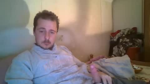 Snapshot of vids1977 chatting on February 2025 01:47:02 AM vids1977 online show from February 2025 01:47:02 AM
