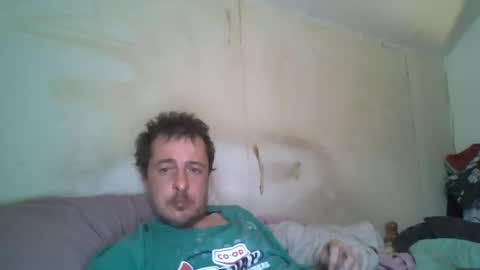 Snapshot of vids1977 chatting on March 2025 06:22:01 PM vids1977 online show from March 2025 06:22:01 PM