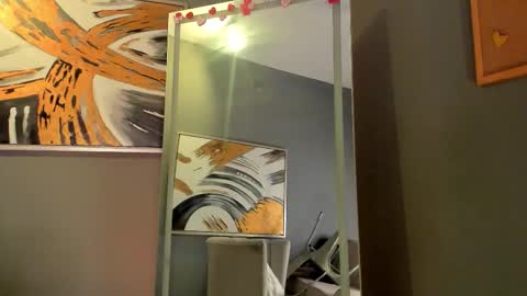 Snapshot of vienah_louis chatting on March 2026 03:23:02 AM vienah_louis online show from March 2026 03:23:02 AM