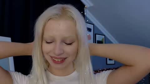 Eva online show from May 2026 12:32:02 PM