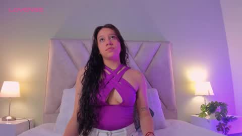 VIOLET MOON online show from March 2026 07:20:02 PM