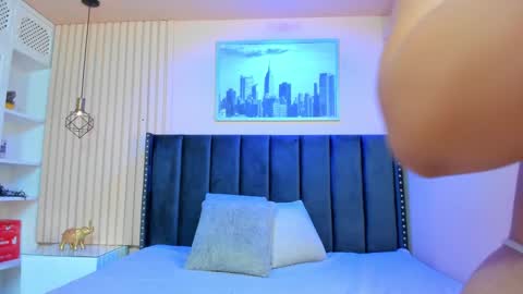 Snapshot of viiolett_lee chatting on January 2025 07:58:02 PM Viiolett online show from January 2025 07:58:02 PM