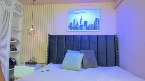 Snapshot of viiolett_lee chatting on November 2025 08:46:02 PM Viiolett online show from November 2025 08:46:02 PM