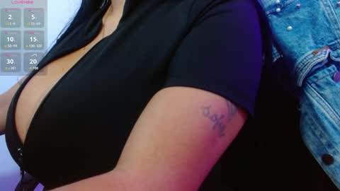 viioleta online show from April 2026 12:22:02 PM