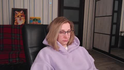 Vika online show from April 2026 08:39:02 PM