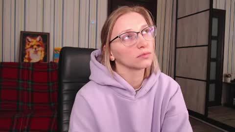 Vika online show from April 2026 05:44:02 PM