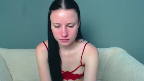 Snapshot of viki_kelt chatting on December 2024 12:33:02 AM Viki Kelt online show from December 2024 12:33:02 AM